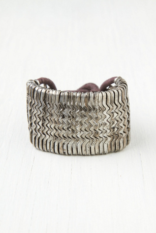 Metal Zig Zag Bracelet