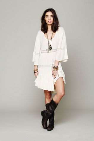 Daisy Lace Dress