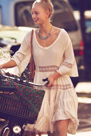 Daisy Lace Dress