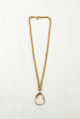 De Petra Magasite Pendant in jewelry