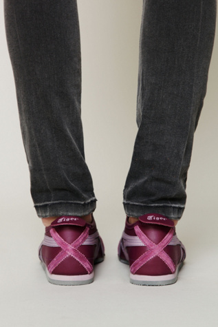Mauve Wine