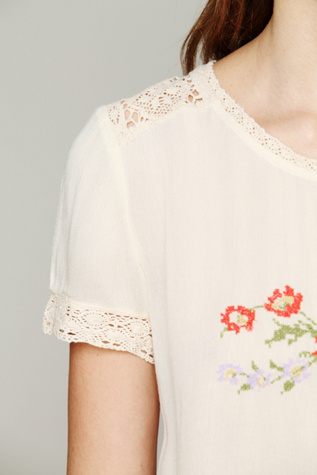 Eye For Detail Top