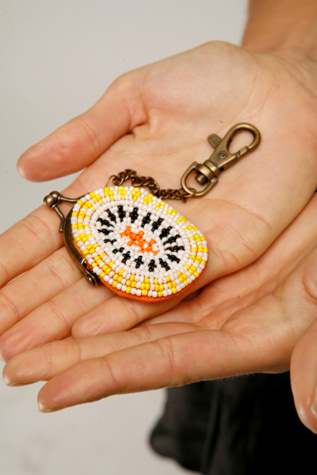 Beaded Kisslock Coin Purse