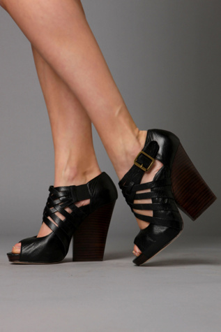 Rayne Ankle Wedge