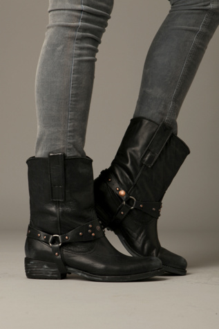 Lakota Harness Boot